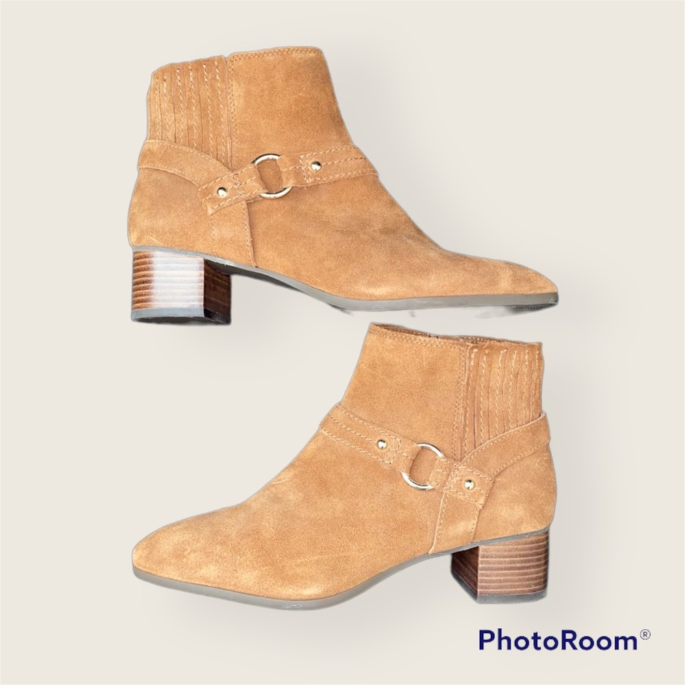 Essex Lane | Boots